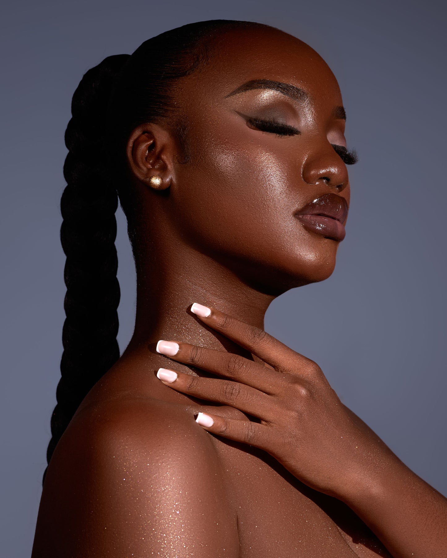 Glow O'Clock Face and Body Higlighting Dust-Beautiful Bronze